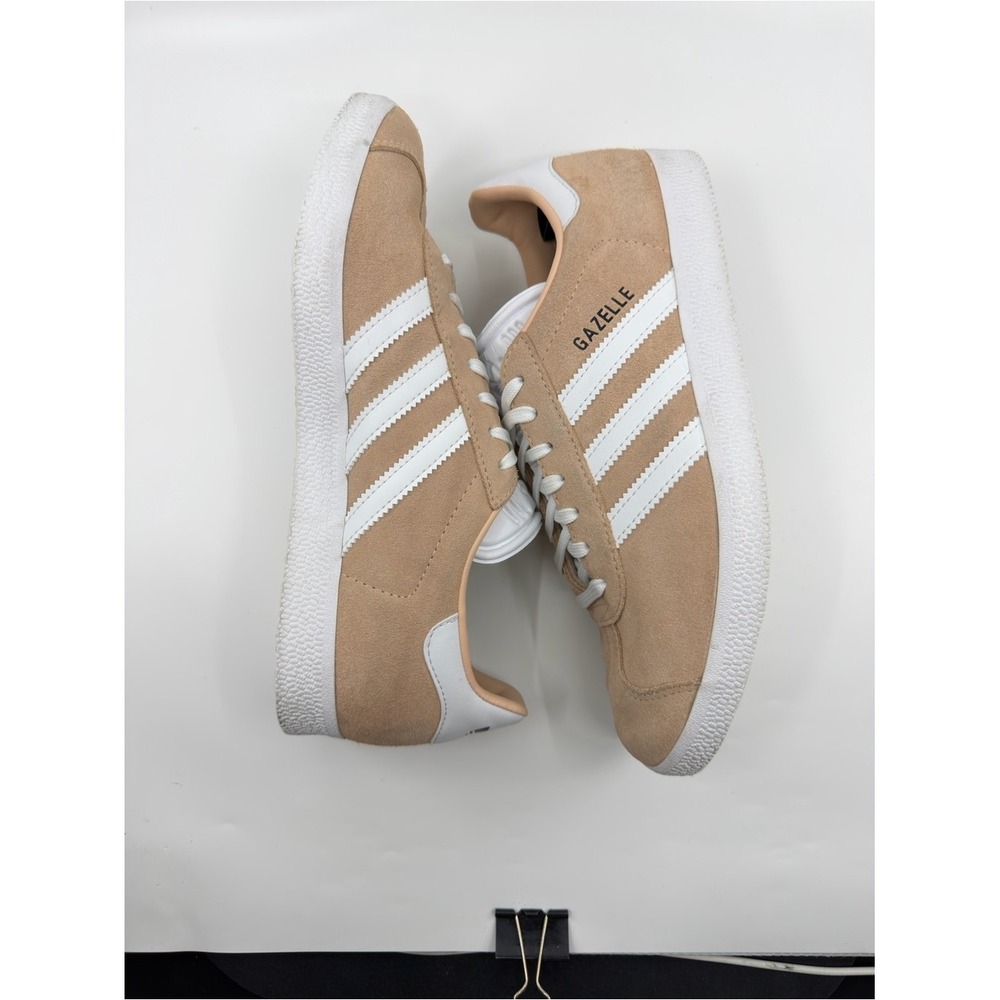 Adidas Gazelle Sneakers Womens 7.5 Tan  Suede Low Top Lace Up - Picture 9 of 11